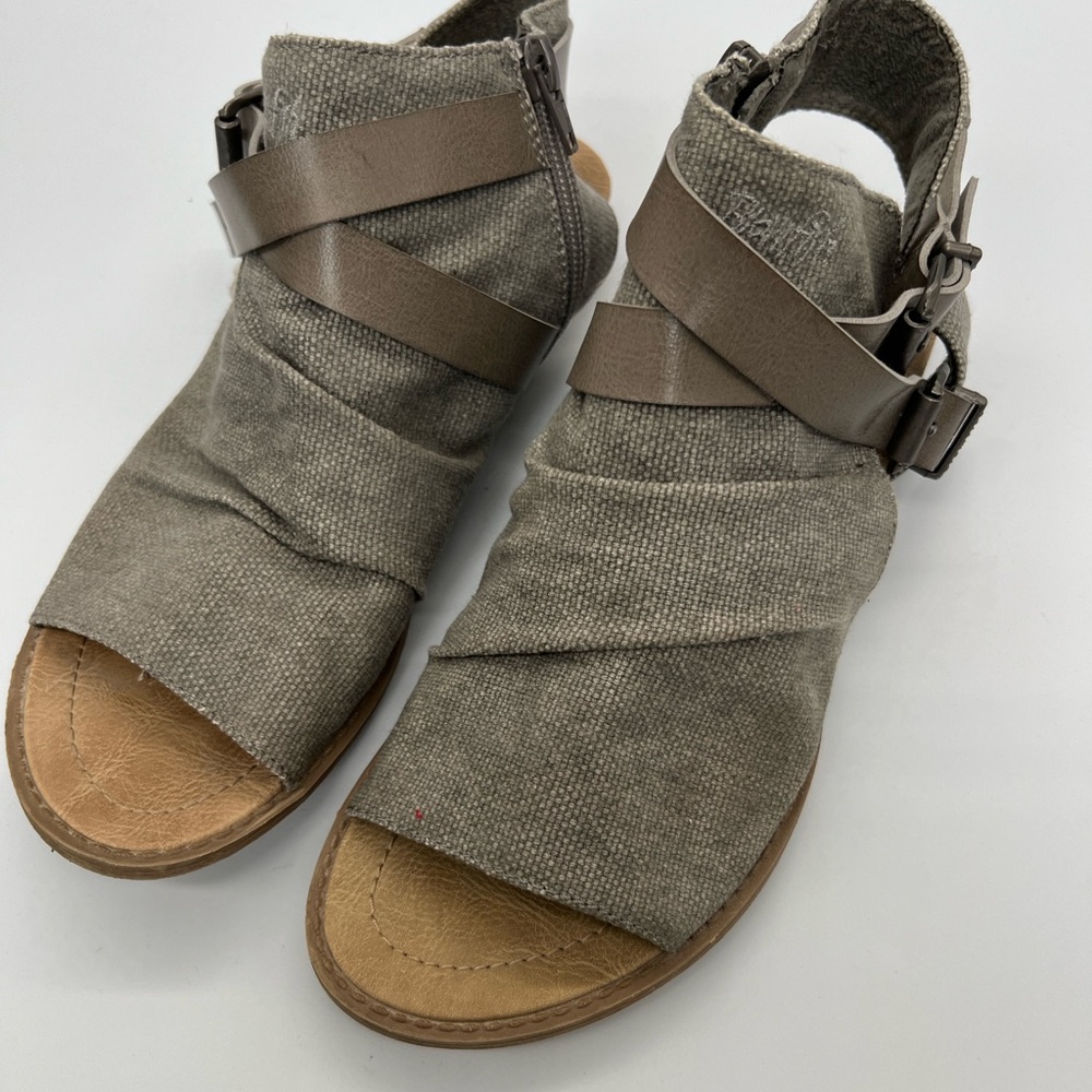 Women’s grey Open-Toe Wrap Sandals